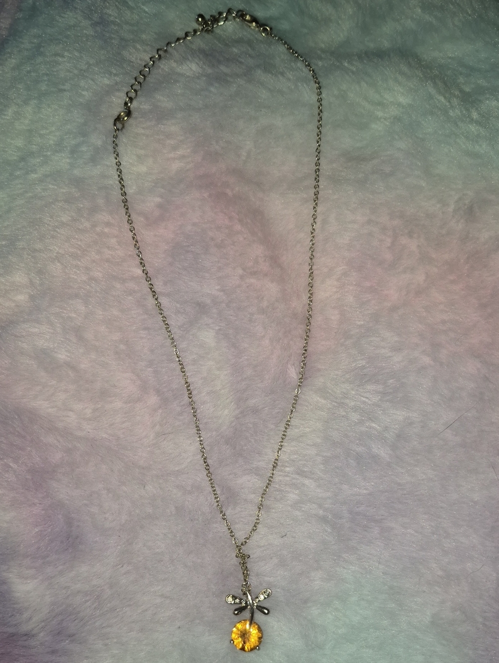 Delicate Gold Flower Pendant Necklace with Crystal Accents